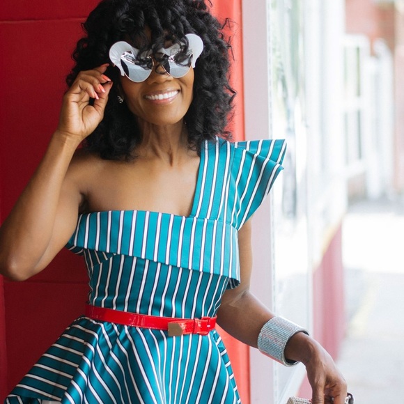 Self Portrait Women's Green & White Striped Asymmetrical Dress Size 4 - Picture 6 of 12